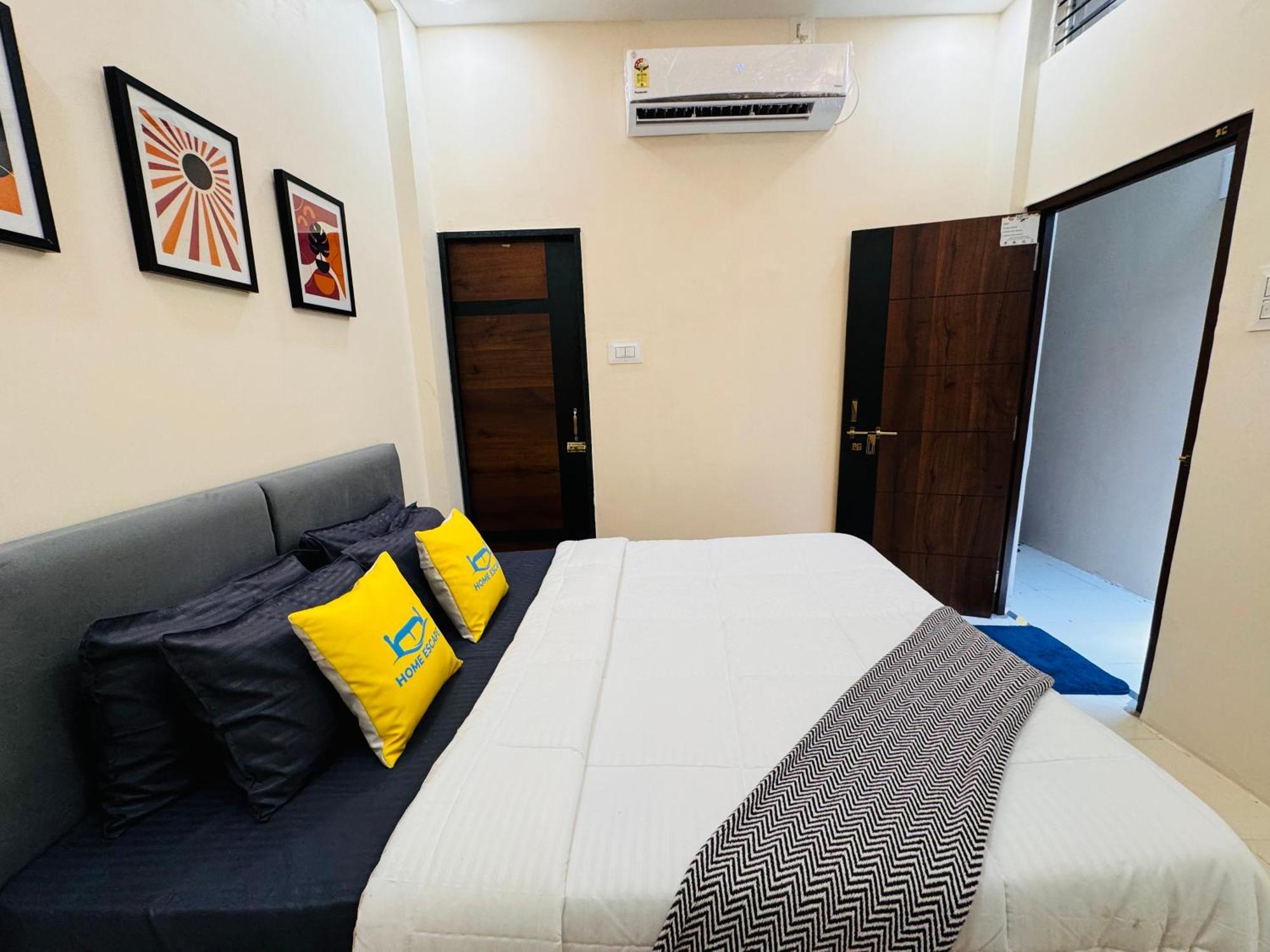 Escape 2bhk Retreat Pvt Holiday home *